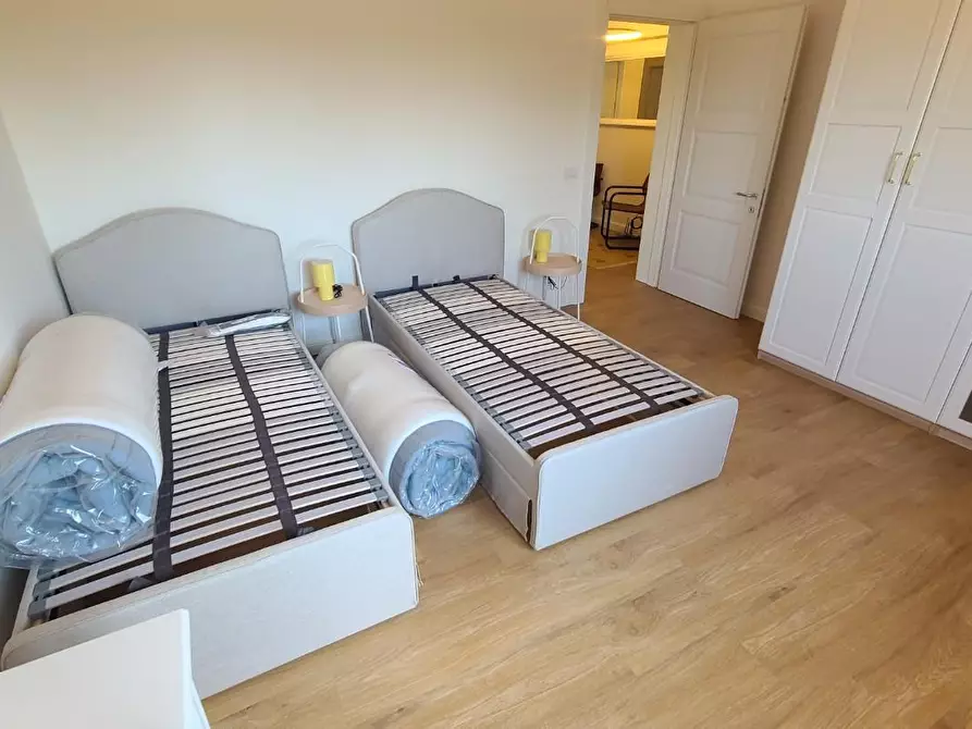 Immagine 15 di Villa in affitto  a Pietrasanta