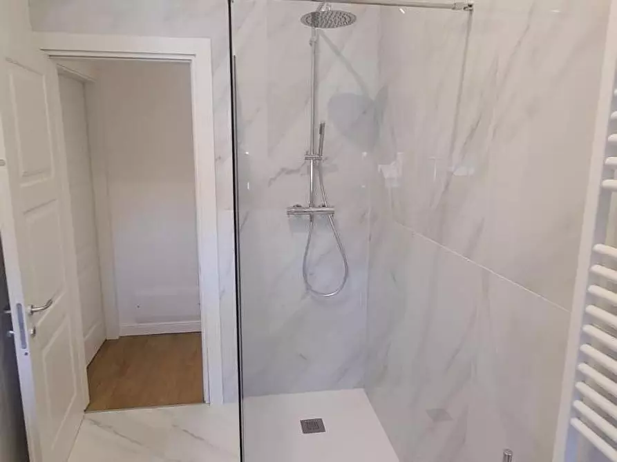 Immagine 27 di Villa in affitto  a Pietrasanta