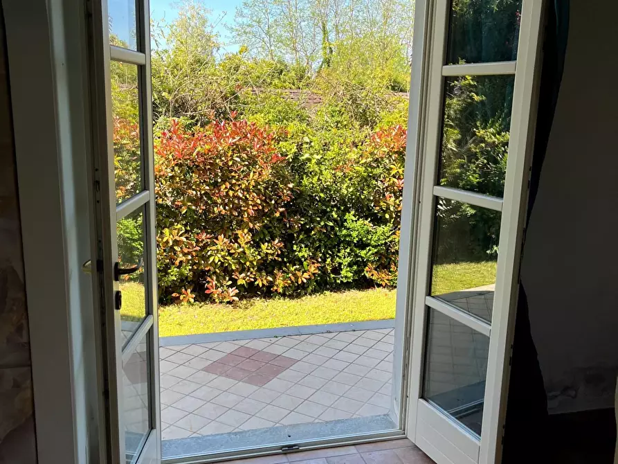 Immagine 6 di Casa bifamiliare in vendita  a Seravezza