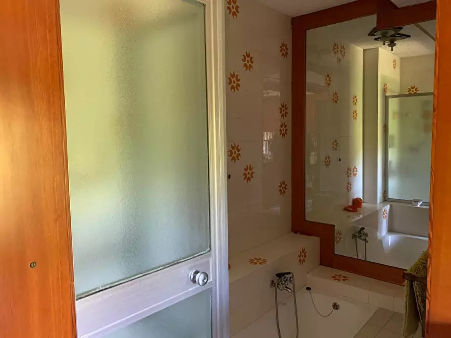 Immagine 2 di Villa in vendita  a Rocchetta Di Vara