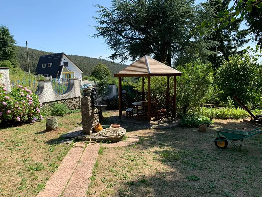 Immagine 9 di Villa in vendita  a Rocchetta Di Vara