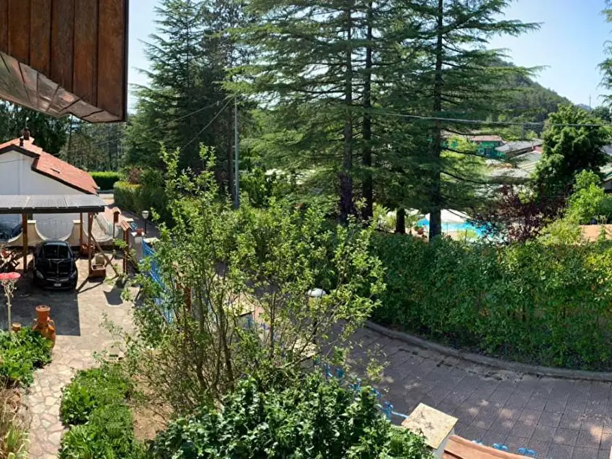 Immagine 8 di Villa in vendita  a Rocchetta Di Vara