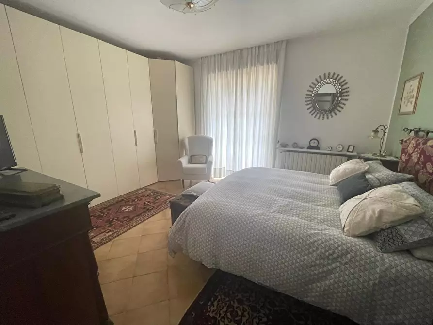 Immagine 10 di Casa bifamiliare in vendita  a Ortonovo