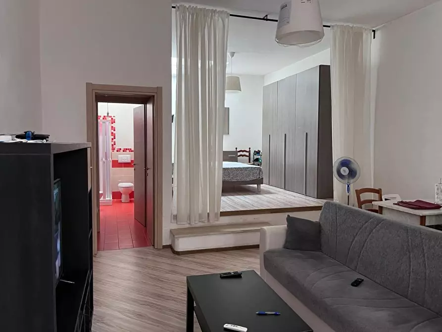 Immagine 1 di Appartamento in vendita  a Cascina