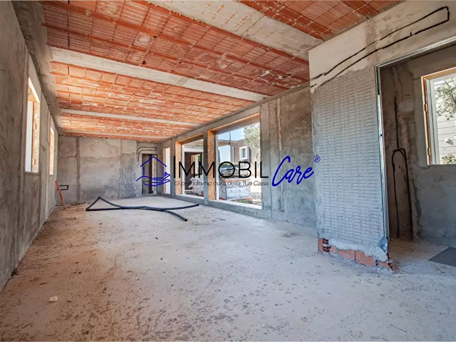 Immagine 6 di Villa in vendita  a Livorno