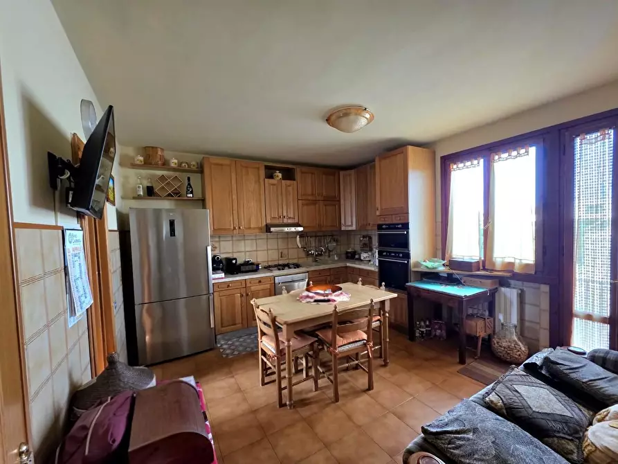 Immagine 10 di Casa bifamiliare in vendita  a Fucecchio