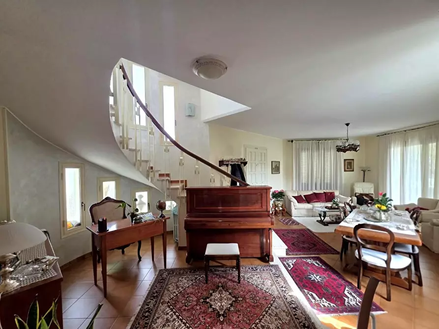 Immagine 6 di Casa bifamiliare in vendita  a Fucecchio