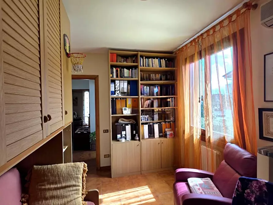 Immagine 21 di Casa bifamiliare in vendita  a Fucecchio