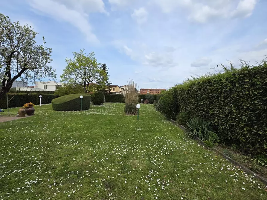 Immagine 41 di Casa bifamiliare in vendita  a Fucecchio