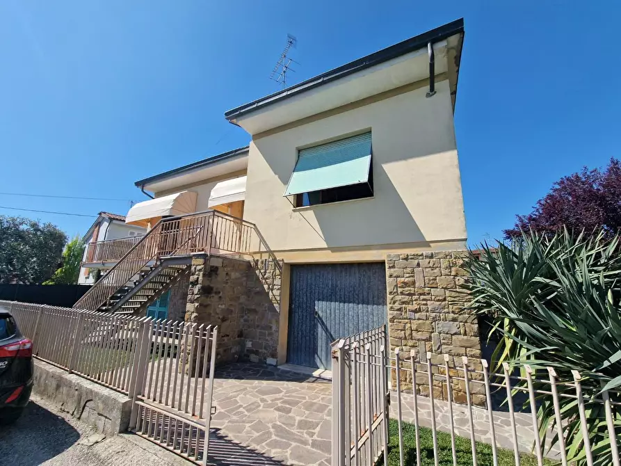 Immagine 18 di Casa indipendente in vendita  a Fucecchio