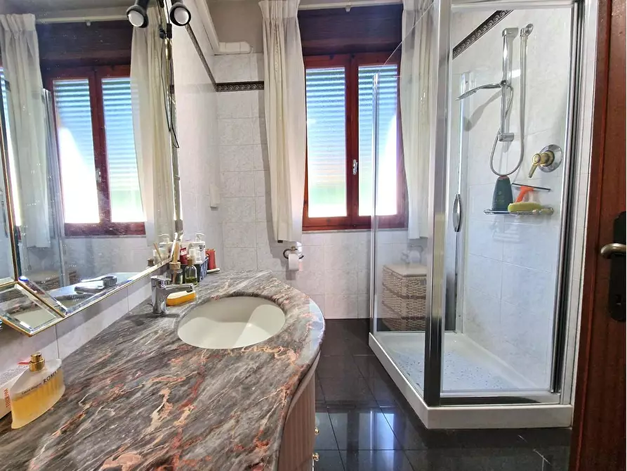 Immagine 10 di Casa indipendente in vendita  a Fucecchio