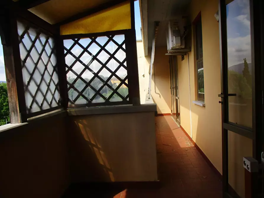 Immagine 16 di Appartamento in vendita  a Pontedera