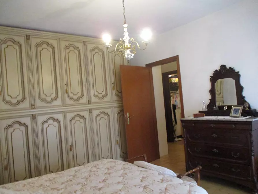 Immagine 12 di Appartamento in vendita  a Pontedera