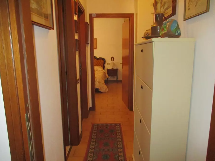 Immagine 17 di Appartamento in vendita  a Pontedera