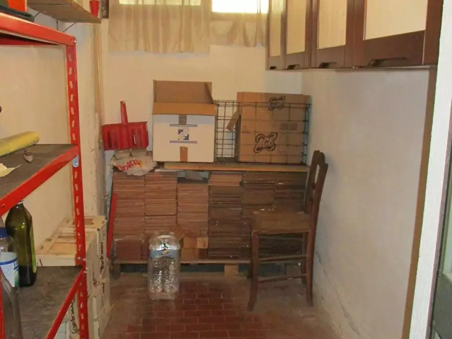 Immagine 21 di Appartamento in vendita  a Pontedera