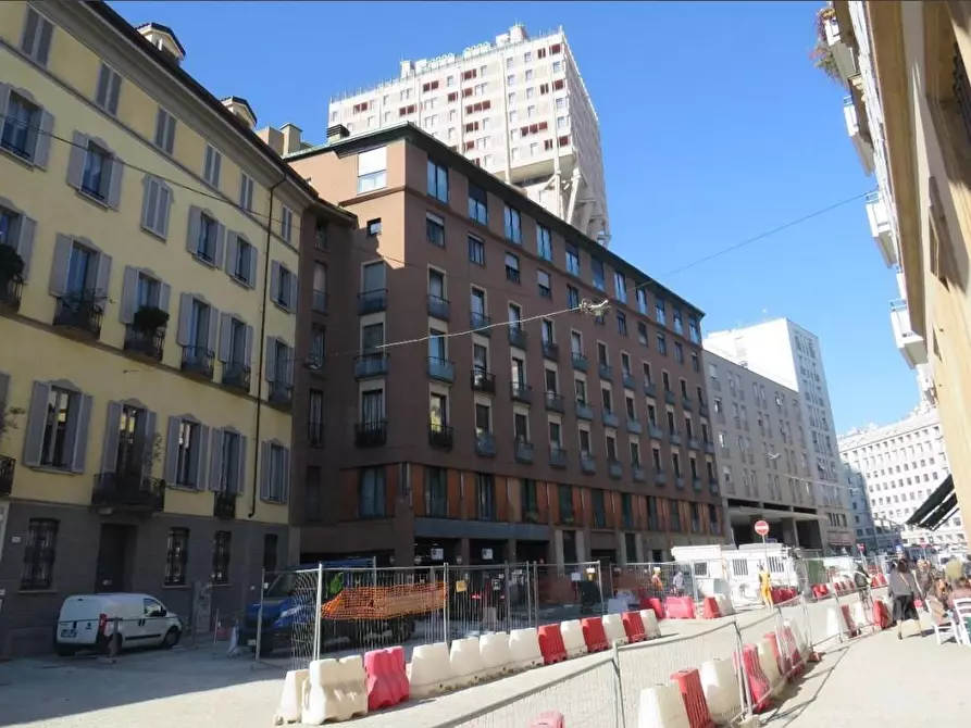 Immagine 1 di Garage in vendita  a Milano