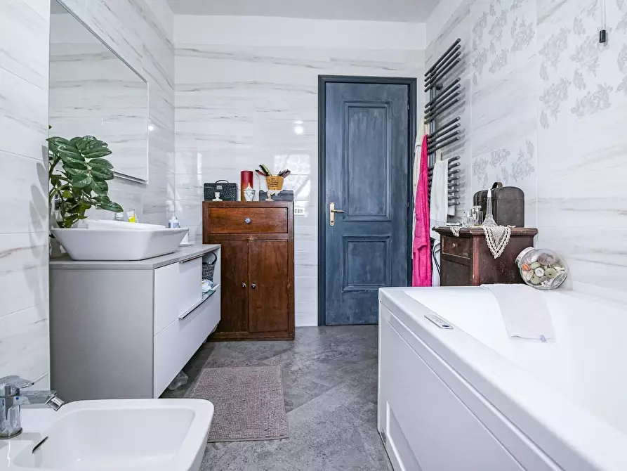 Immagine 26 di Appartamento in vendita  a Pisa