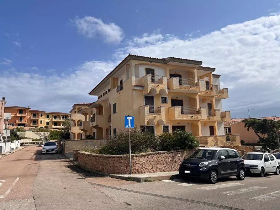 Immagine 3 di Appartamento in vendita  a Santa Teresa Gallura