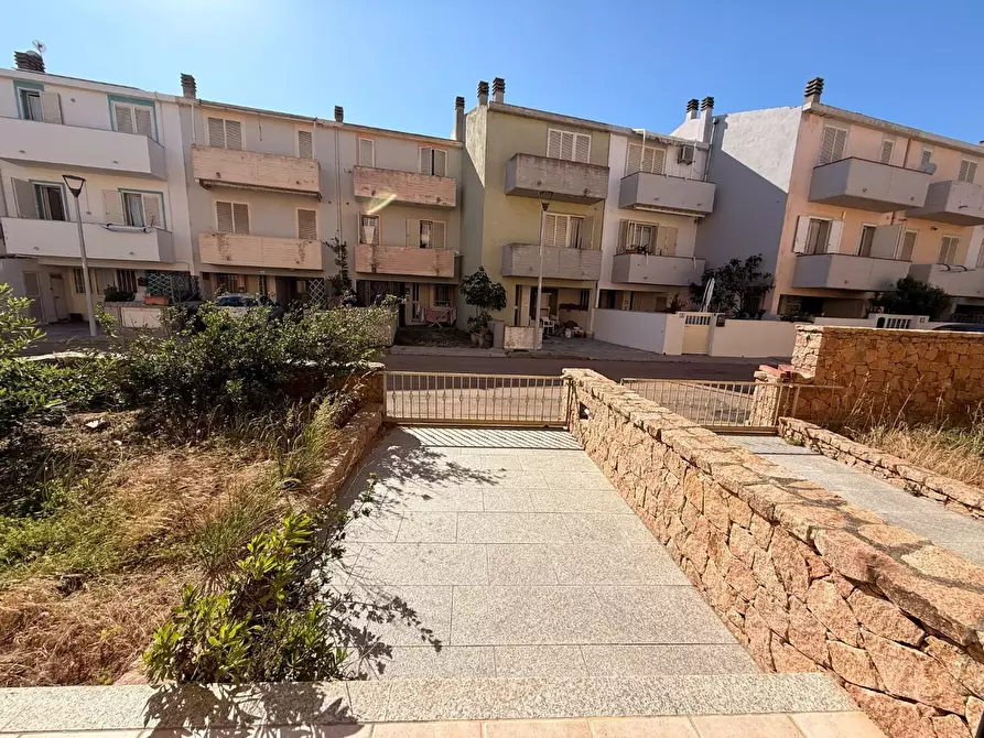 Immagine 37 di Appartamento in vendita  a Santa Teresa Gallura