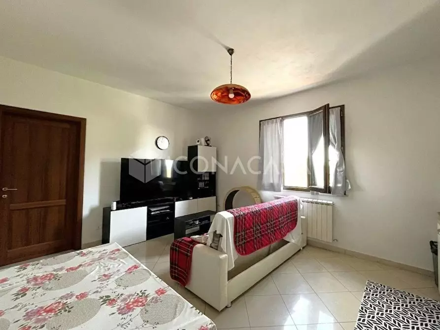 Immagine 5 di Appartamento in vendita  a Pontedera