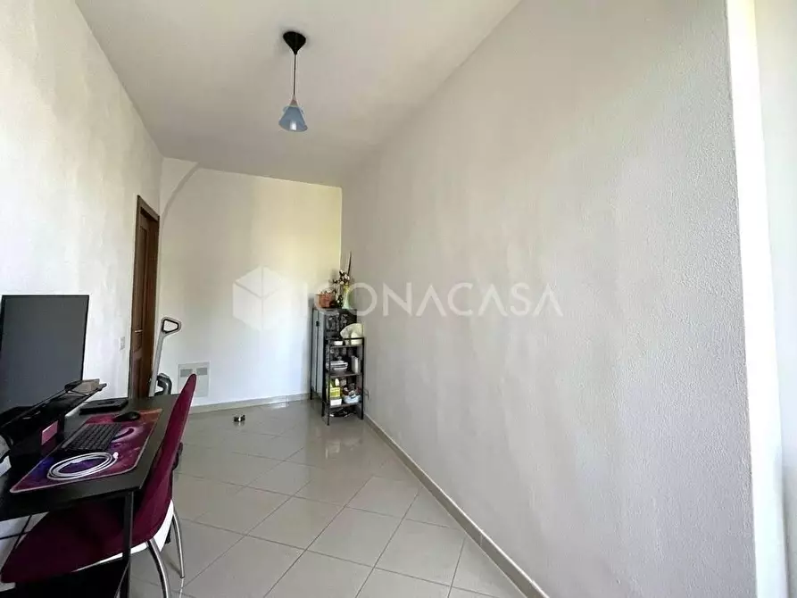 Immagine 13 di Appartamento in vendita  a Pontedera