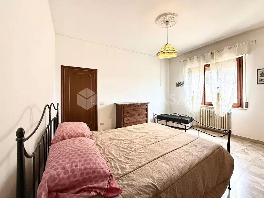 Immagine 26 di Appartamento in vendita  a Montopoli In Val D'arno