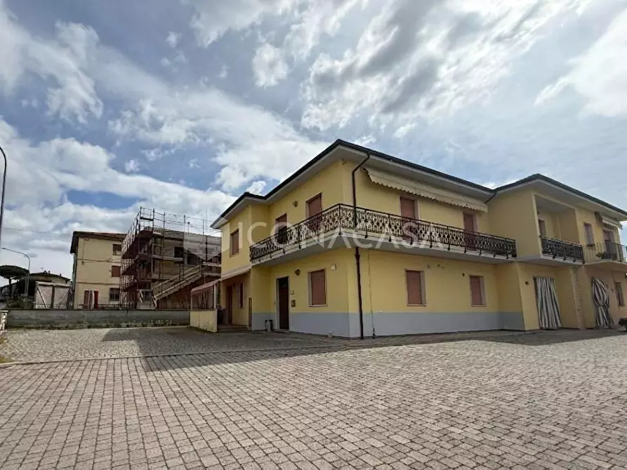 Immagine 44 di Appartamento in vendita  a Montopoli In Val D'arno