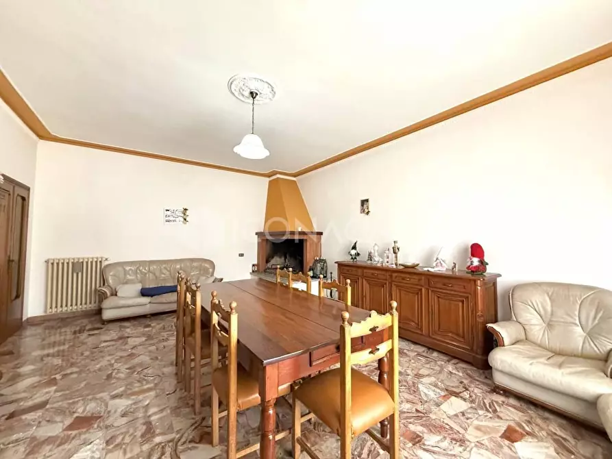 Immagine 2 di Appartamento in vendita  a Montopoli In Val D'arno