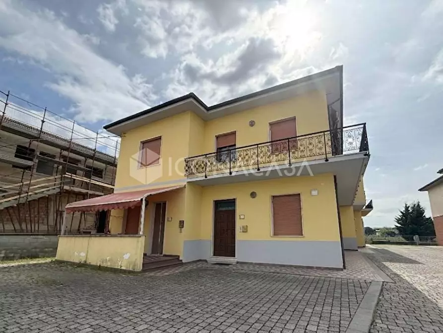 Immagine 1 di Appartamento in vendita  a Montopoli In Val D'arno