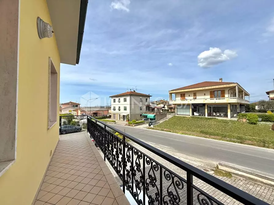 Immagine 16 di Appartamento in vendita  a Montopoli In Val D'arno