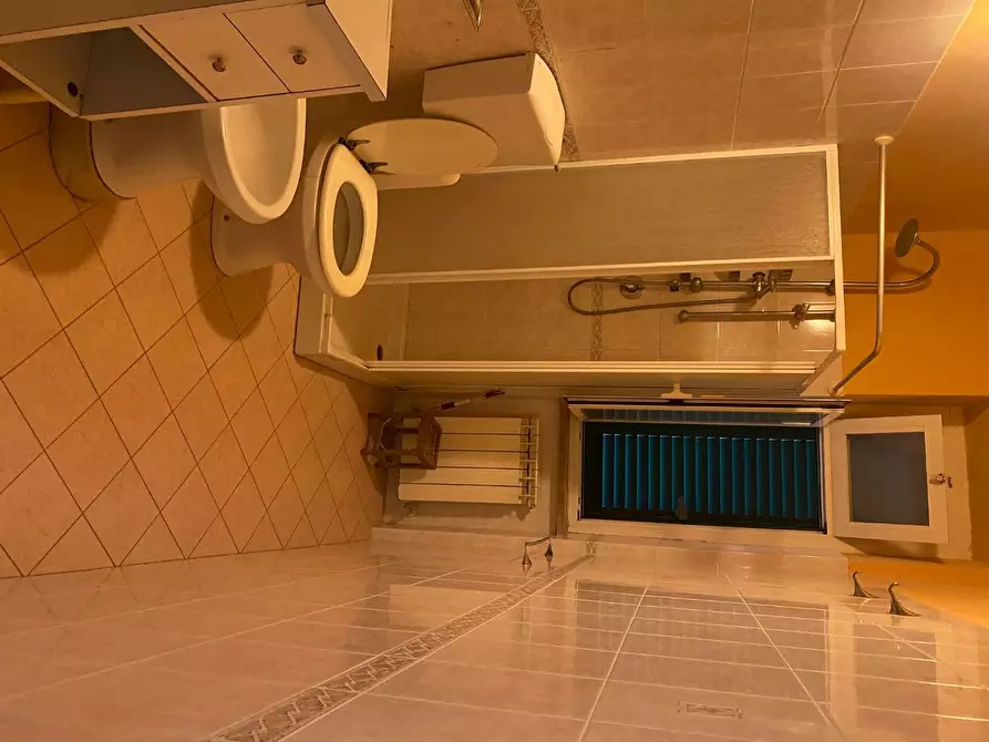 Immagine 7 di Appartamento in vendita  a Viareggio