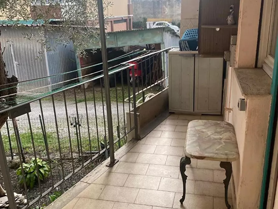 Immagine 2 di Appartamento in vendita  a Viareggio