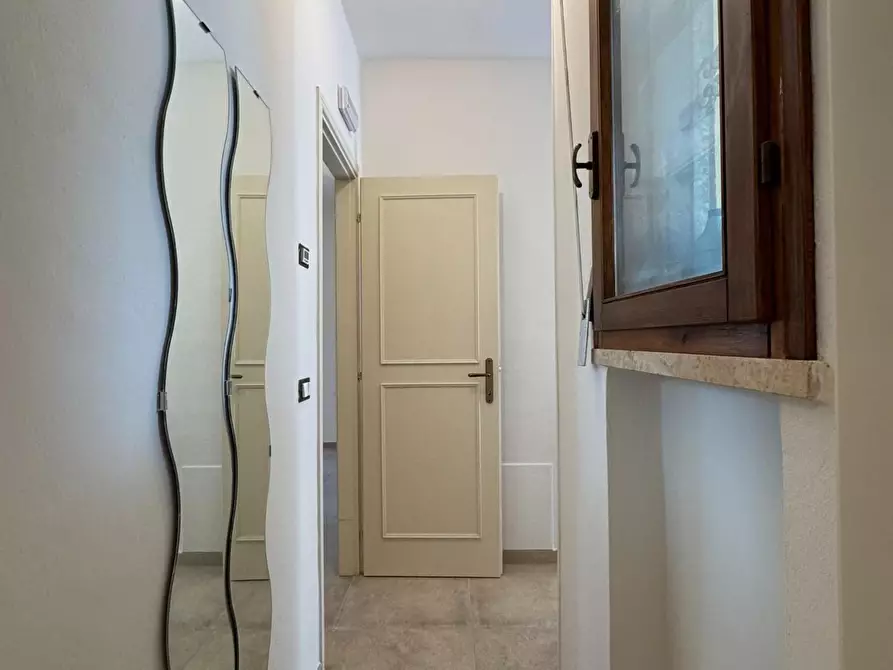 Immagine 23 di Appartamento in vendita  a Viareggio