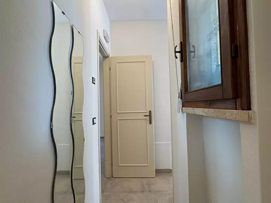 Immagine 8 di Appartamento in vendita  a Viareggio