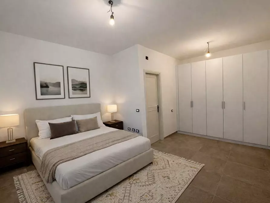 Immagine 25 di Appartamento in vendita  a Viareggio