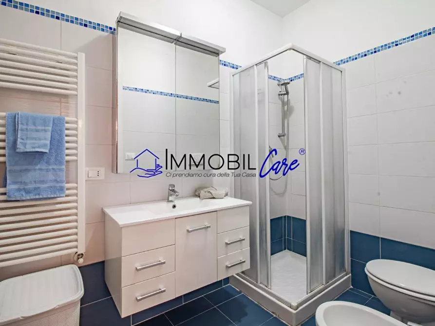 Immagine 13 di Appartamento in vendita  a Livorno