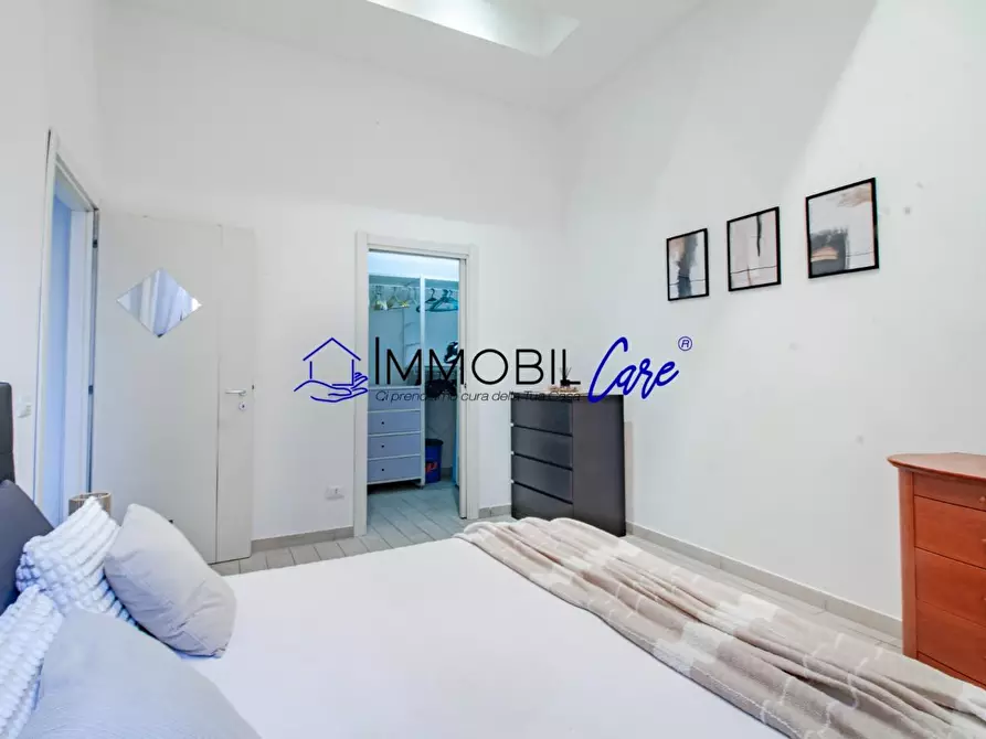 Immagine 12 di Appartamento in vendita  a Livorno