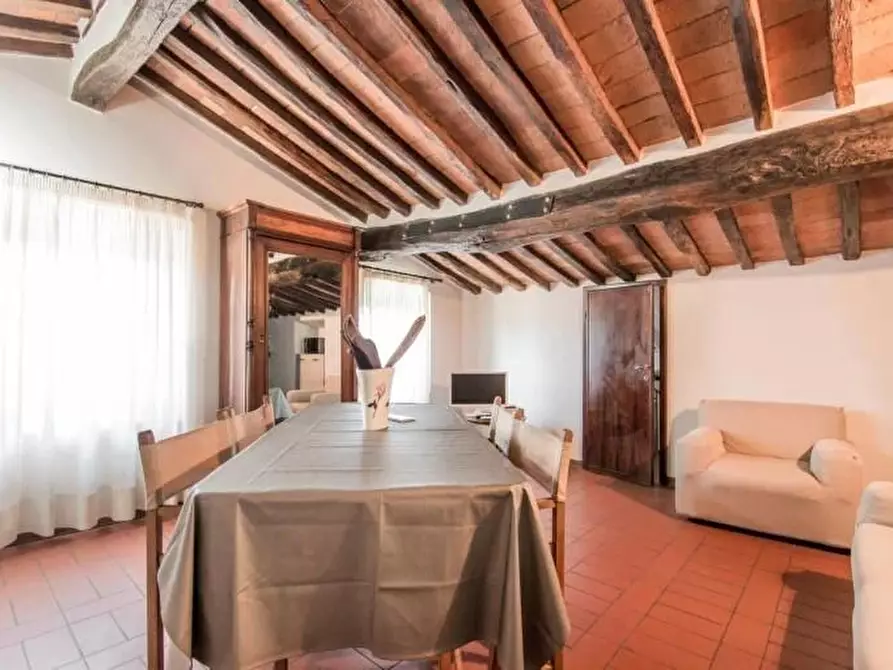 Immagine 2 di Appartamento in affitto  a Lucca
