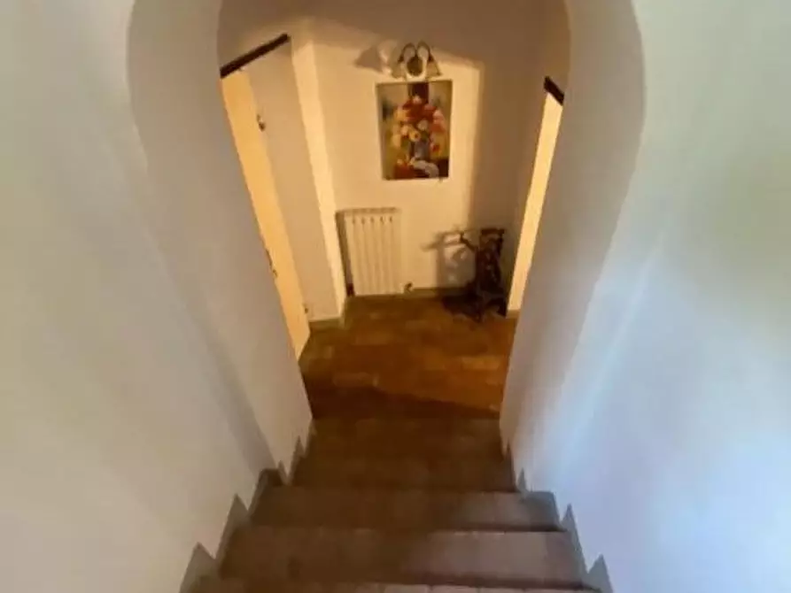 Immagine 22 di Rustico / casale in vendita  a Lucca