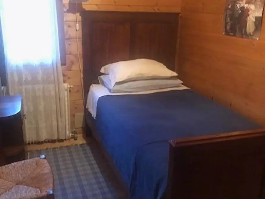 Immagine 19 di Baita in vendita  a Arta Terme