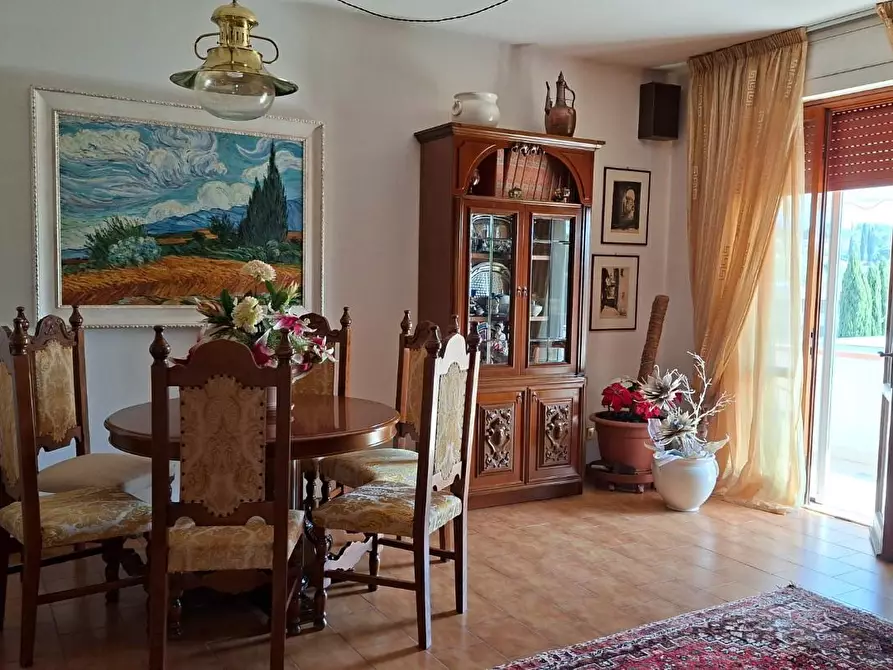 Immagine 1 di Appartamento in vendita  a Peccioli