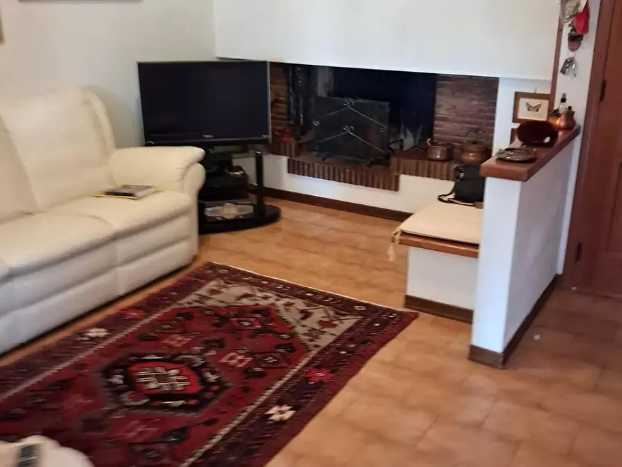 Immagine 4 di Appartamento in vendita  a Peccioli