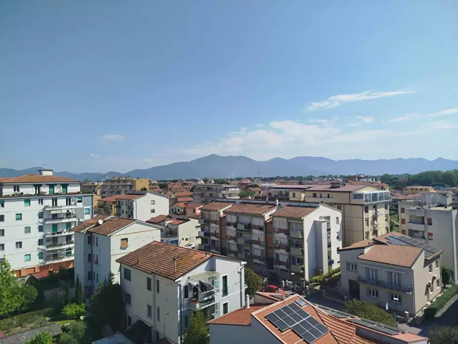 Immagine 17 di Mansarda in vendita  a Pisa