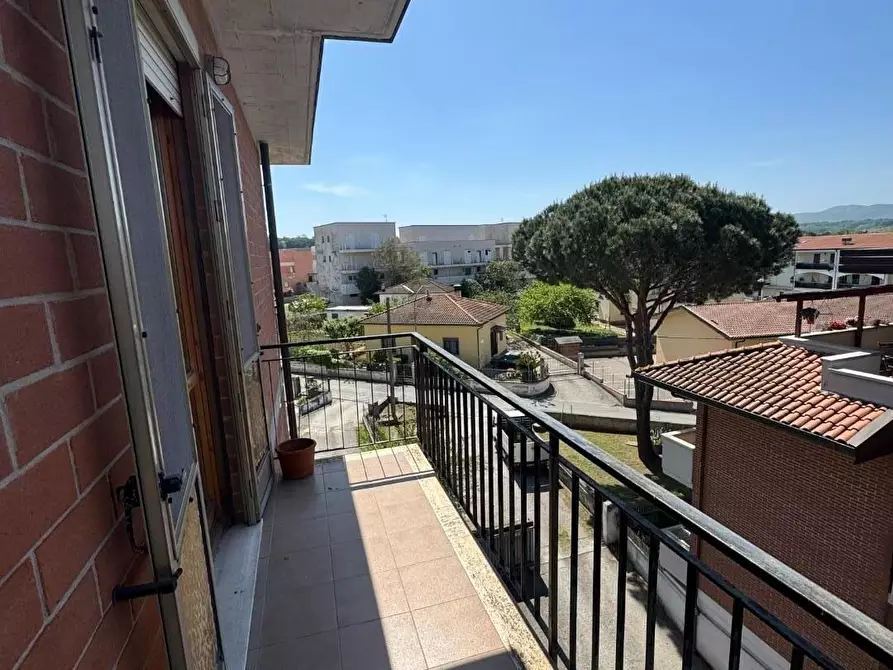 Immagine 2 di Appartamento in vendita  a Collesalvetti