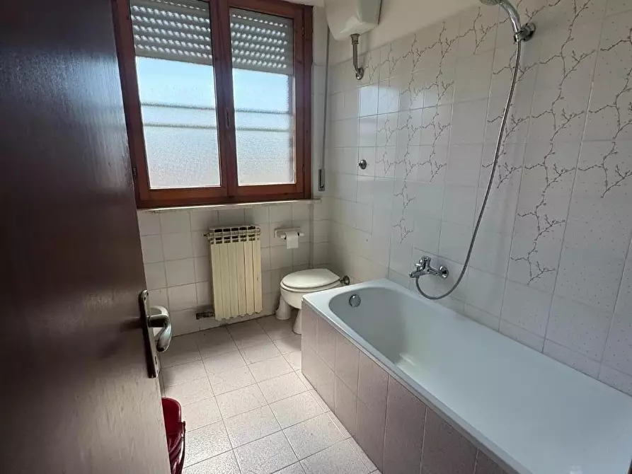 Immagine 22 di Appartamento in vendita  a Collesalvetti