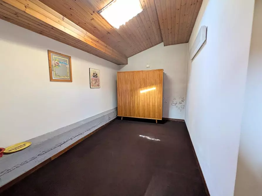 Immagine 40 di Terratetto in vendita  a Barga