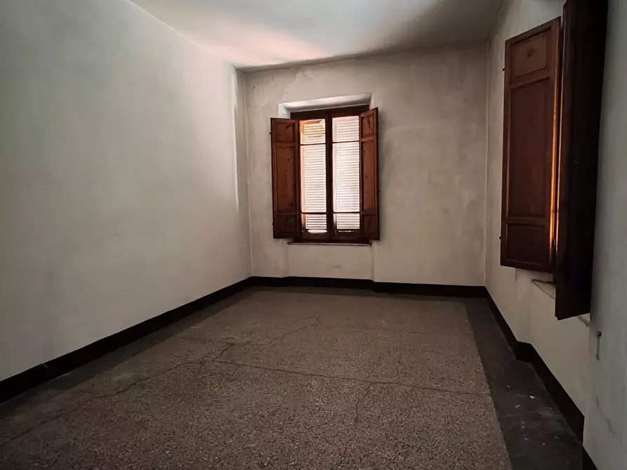 Immagine 15 di Appartamento in vendita  a Barga