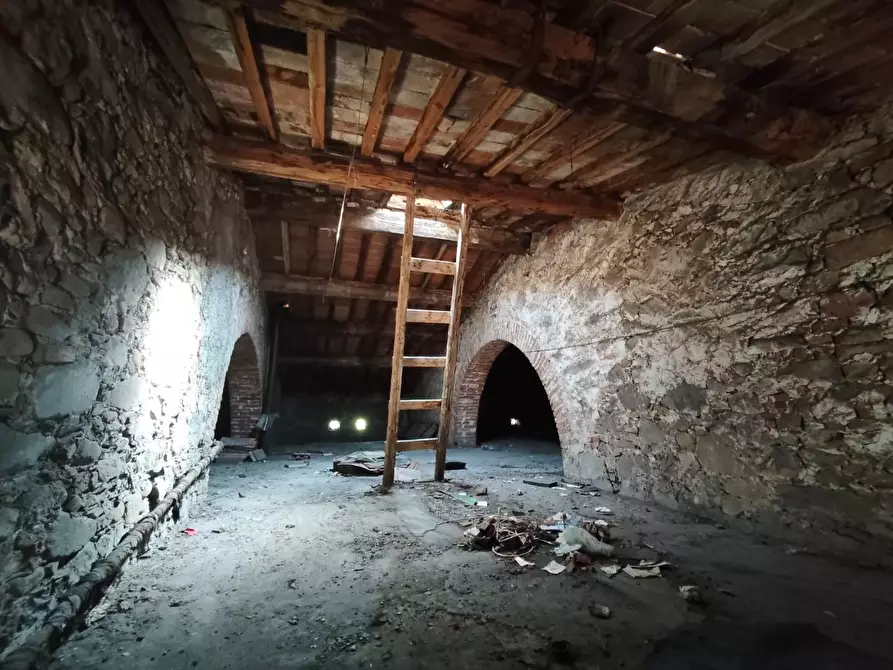 Immagine 5 di Appartamento in vendita  a Barga