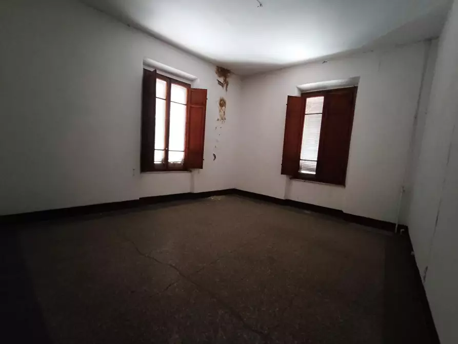 Immagine 10 di Appartamento in vendita  a Barga