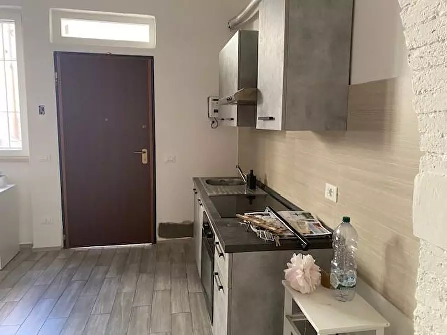 Immagine 21 di Appartamento in vendita  a Cascina